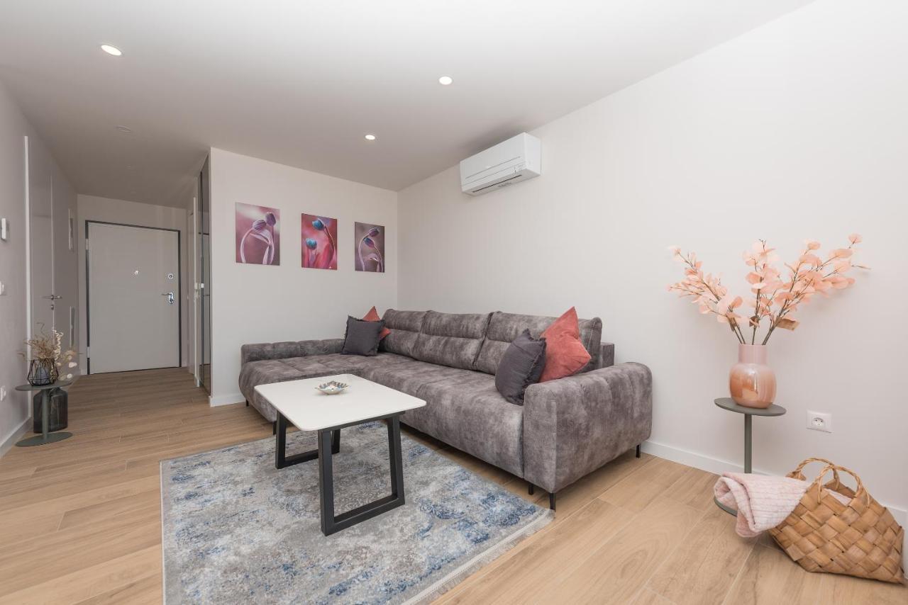 מאקרסקה Luxury Adria Sea & City View Apartment מראה חיצוני תמונה