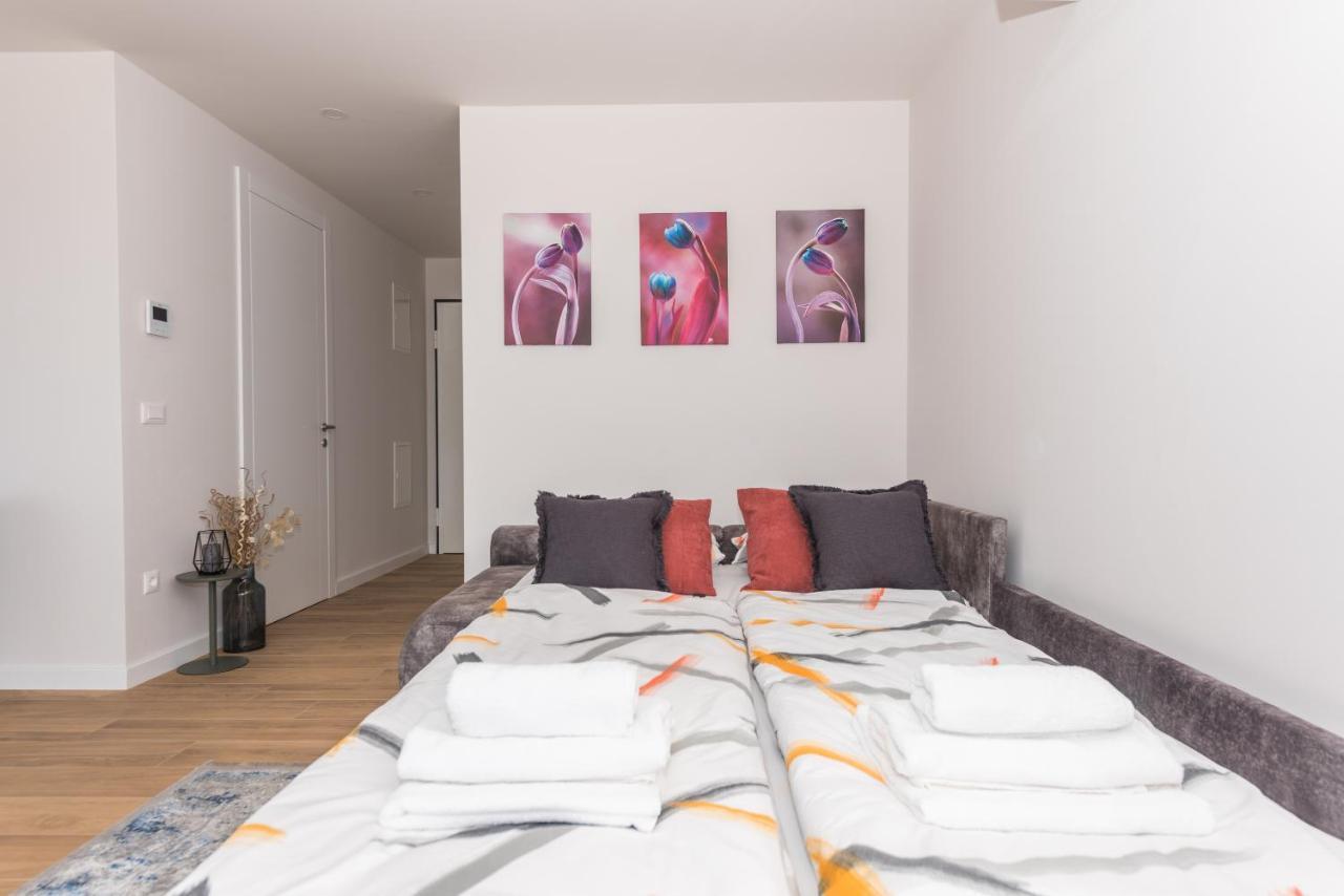 מאקרסקה Luxury Adria Sea & City View Apartment מראה חיצוני תמונה
